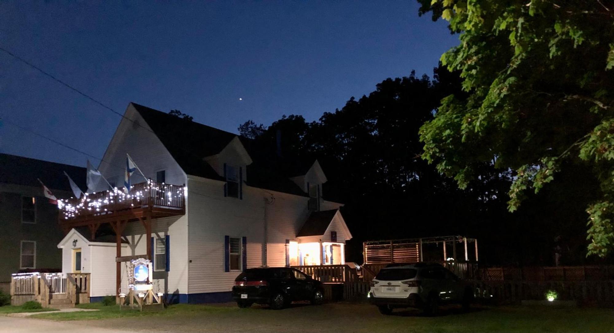 Pleasant Street Inn Parrsboro Экстерьер фото
